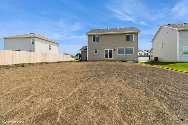 136 Creekside Drive, Bondurant, IA 50035