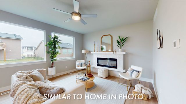 136 Creekside Drive, Bondurant, IA 50035