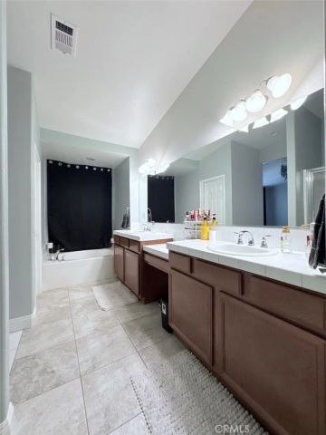 924 Aria, Hemet, CA 92543