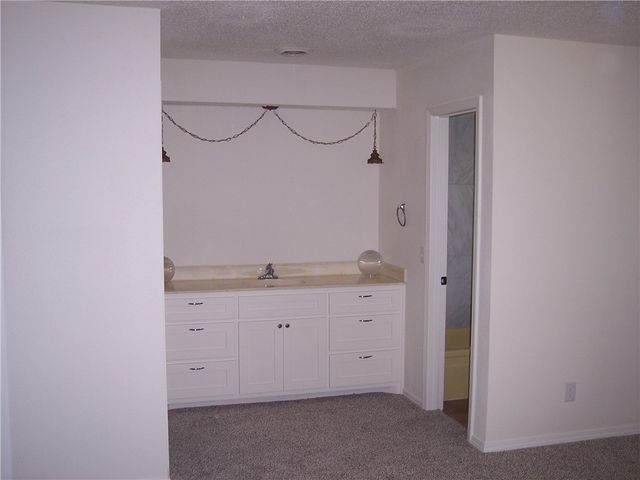 1538 S Heritage Circle, Rogers, AR 72758