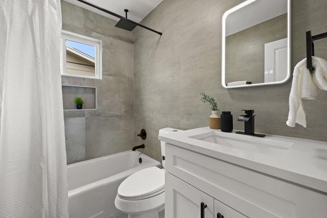 5400 Salem Hill DR, Austin, TX 78745