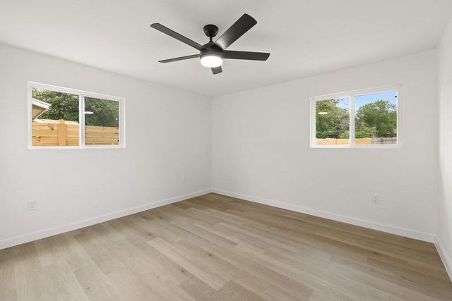 5400 Salem Hill DR, Austin, TX 78745