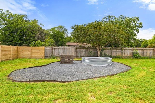 5400 Salem Hill DR, Austin, TX 78745