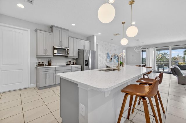 7666 FAIRFAX DRIVE, Kissimmee, FL 34747