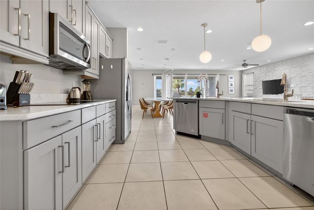 7666 FAIRFAX DRIVE, Kissimmee, FL 34747