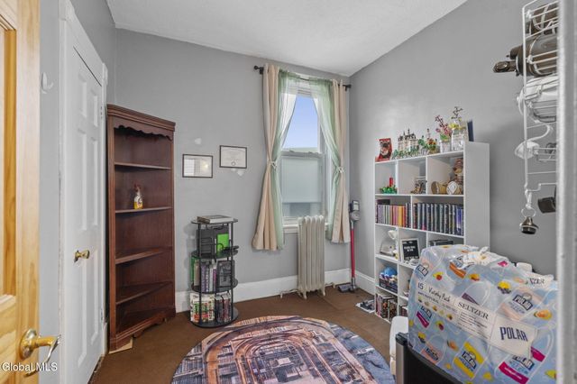 1213 10th Avenue, Schenectady, NY 12303