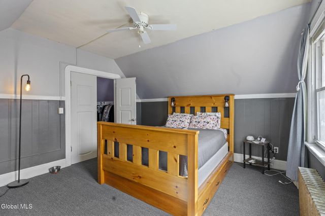 1213 10th Avenue, Schenectady, NY 12303