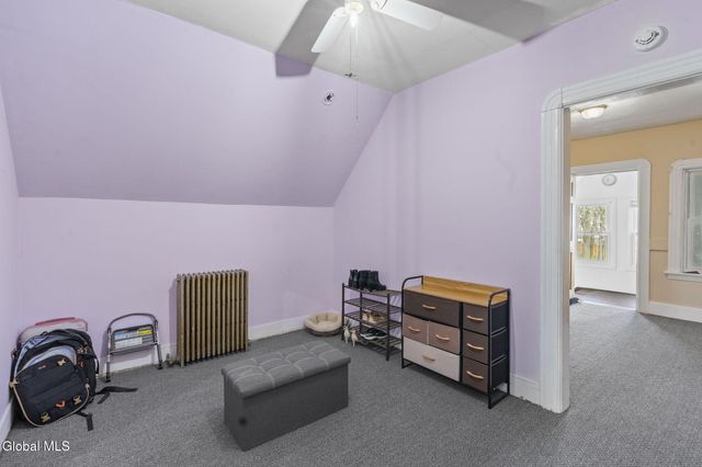 1213 10th Avenue, Schenectady, NY 12303