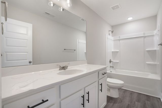 156 Excell Rd Unit 19, Clarksville, TN 37043
