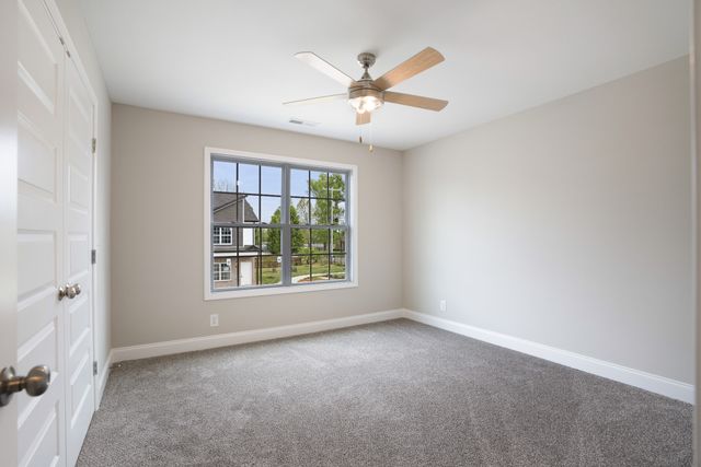 156 Excell Rd Unit 19, Clarksville, TN 37043