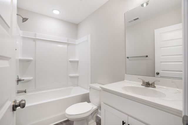156 Excell Rd Unit 19, Clarksville, TN 37043