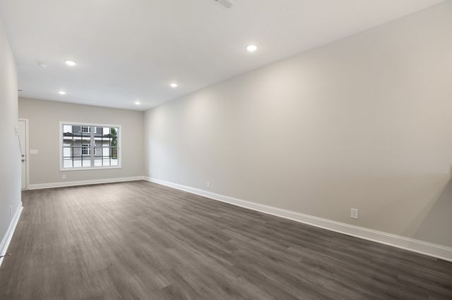 156 Excell Rd Unit 19, Clarksville, TN 37043