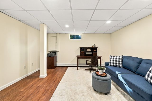 15 Northwoods Cir 15, Woburn, MA 01801