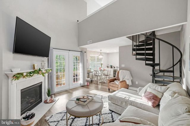 143 TAVISTOCK, Cherry Hill, NJ 08034