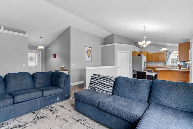 7385 W Ryan Court, Bay City, MI 48706