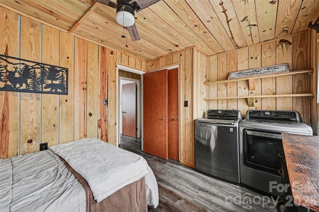 5495 Pine Ridge Drive, Connelly Springs, NC 28612