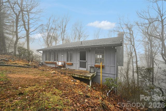 5495 Pine Ridge Drive, Connelly Springs, NC 28612