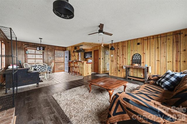 5495 Pine Ridge Drive, Connelly Springs, NC 28612