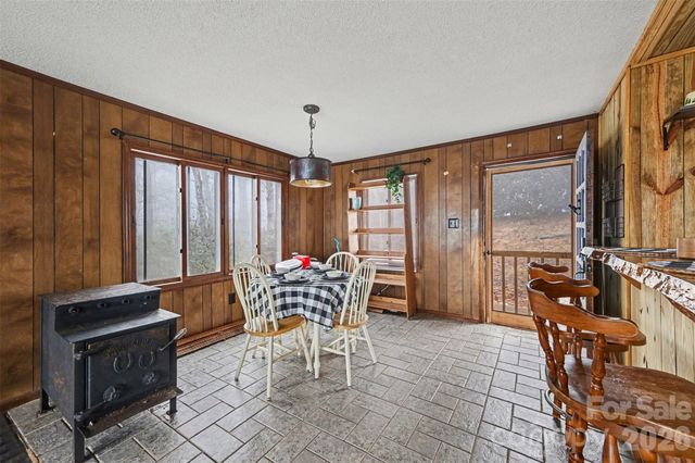 5495 Pine Ridge Drive, Connelly Springs, NC 28612