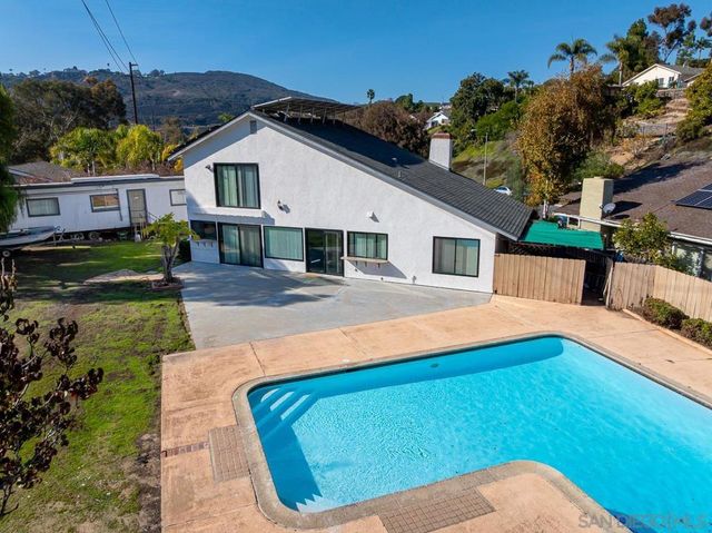 5114 Bloch St, San Diego, CA 92122