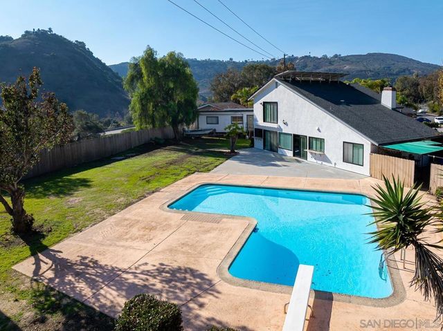 5114 Bloch St, San Diego, CA 92122