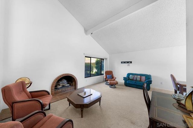 5114 Bloch St, San Diego, CA 92122