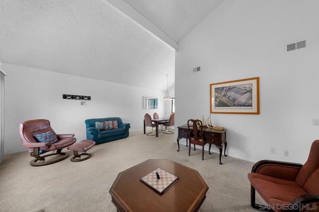 5114 Bloch St, San Diego, CA 92122