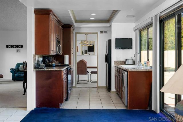 5114 Bloch St, San Diego, CA 92122