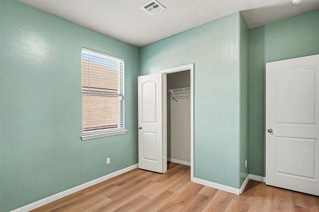 501 Saint James Place, Newcastle, OK 73065