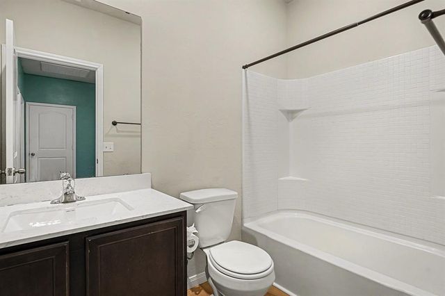 501 Saint James Place, Newcastle, OK 73065