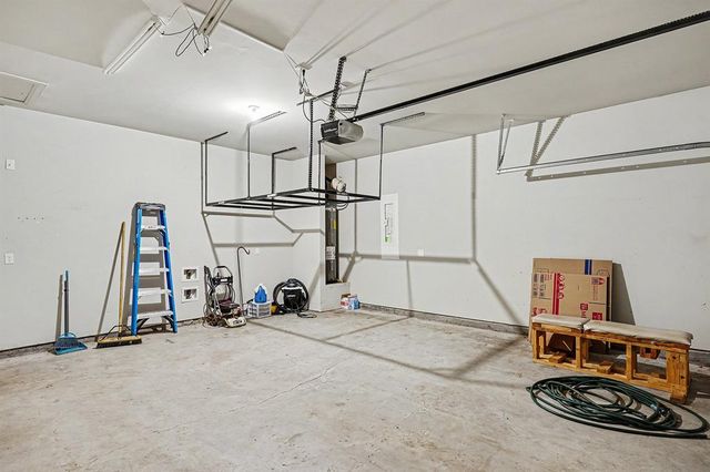 501 Saint James Place, Newcastle, OK 73065