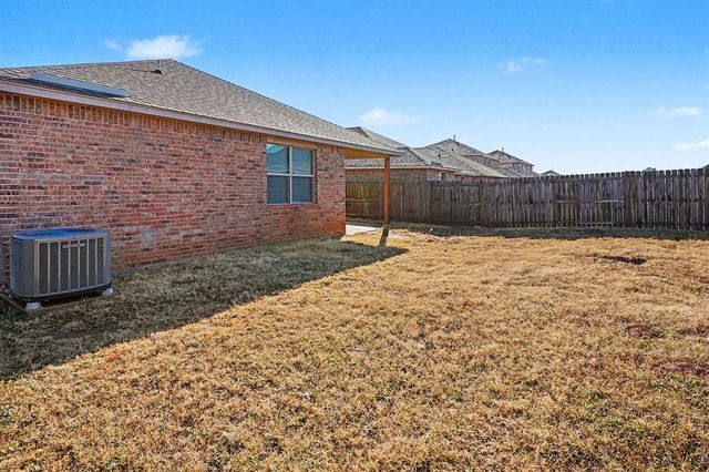 501 Saint James Place, Newcastle, OK 73065