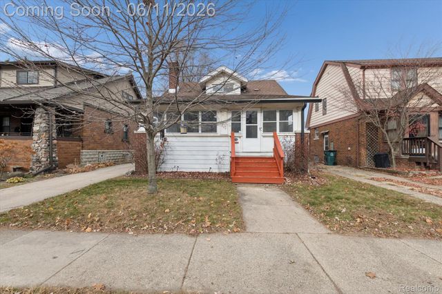 265 E Lewiston Avenue, Ferndale, MI 48220