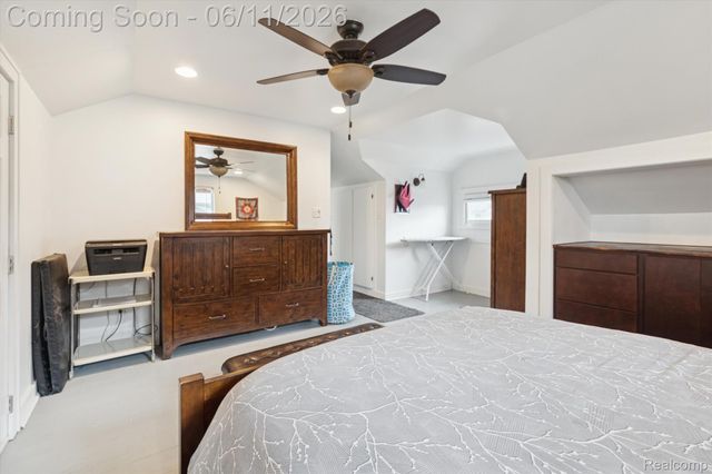 265 E Lewiston Avenue, Ferndale, MI 48220
