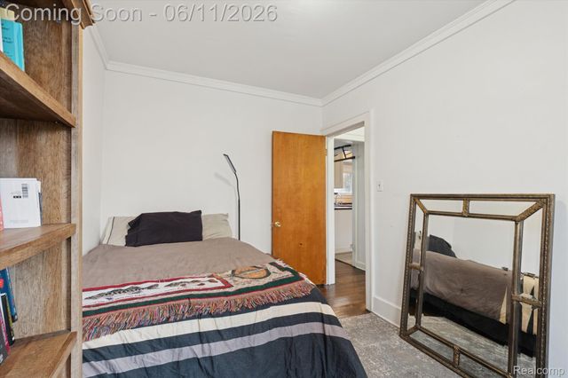 265 E Lewiston Avenue, Ferndale, MI 48220