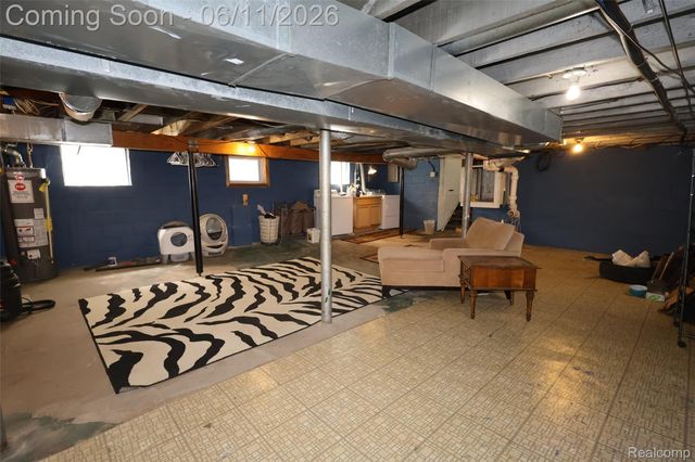 265 E Lewiston Avenue, Ferndale, MI 48220