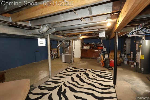 265 E Lewiston Avenue, Ferndale, MI 48220