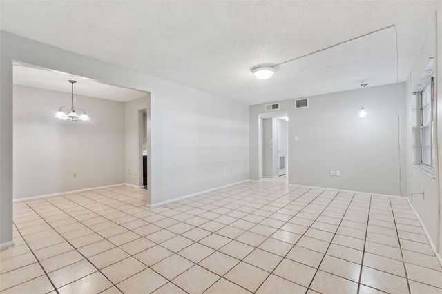 700 E AIRPORT BLVD I2, Sanford, FL 32773