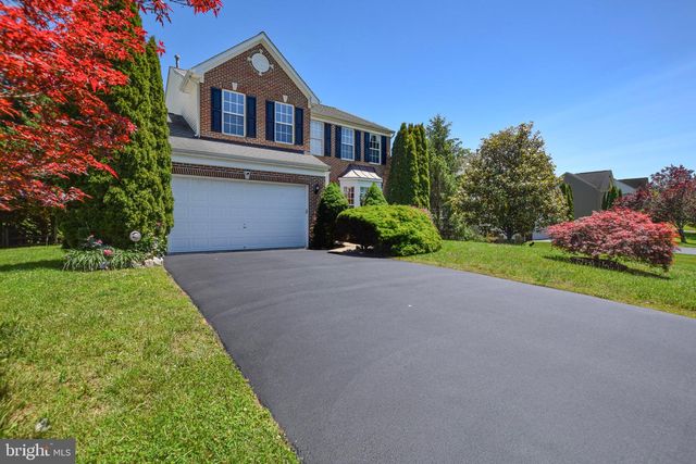 438 SAWGRASS DR, Charles Town, WV 25414