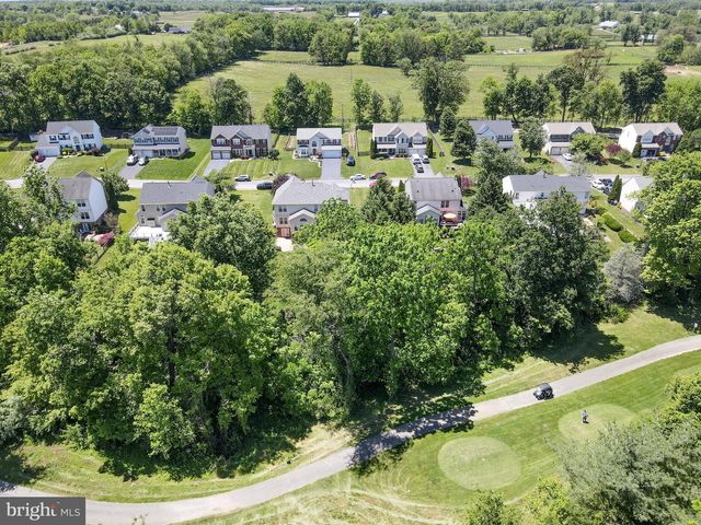 438 SAWGRASS DR, Charles Town, WV 25414