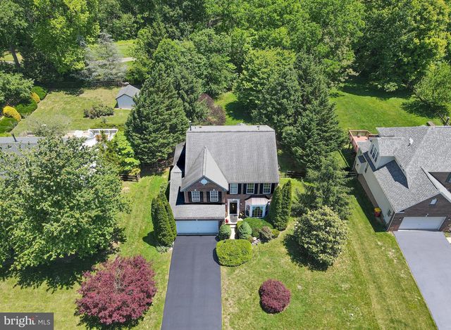 438 SAWGRASS DR, Charles Town, WV 25414