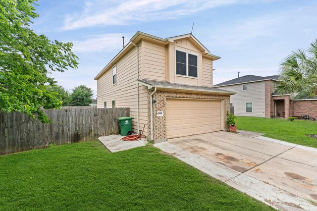 8703 Summerset Meadow Court, Houston, TX 77075