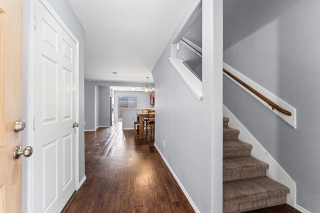 8703 Summerset Meadow Court, Houston, TX 77075