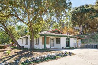 1240 Windsong Lane, Escondido, CA 92026