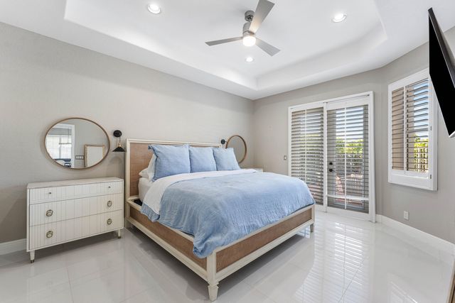 121 Palm Circle, Lake Worth, FL 33462