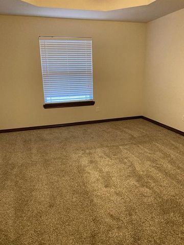 11316 SW 37th Street, Mustang, OK 73064