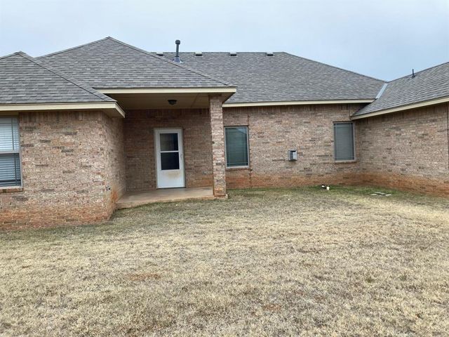 11316 SW 37th Street, Mustang, OK 73064