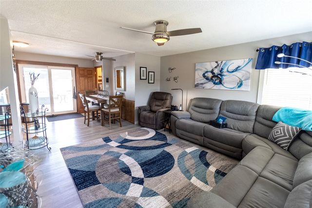 184 Carter Street NW, Cedar Rapids, IA 52405