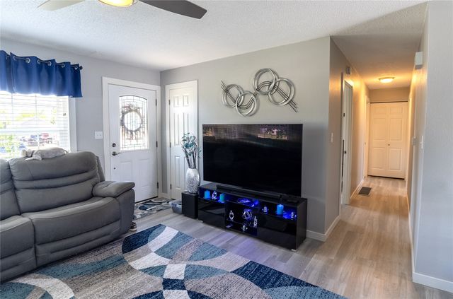 184 Carter Street NW, Cedar Rapids, IA 52405