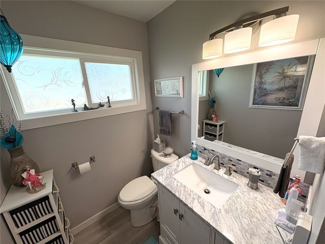 184 Carter Street NW, Cedar Rapids, IA 52405